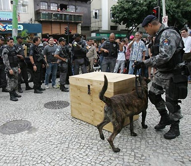 Las cajas de Procter & Gamble provocaron un revuelo policial en Rio de Janeiro