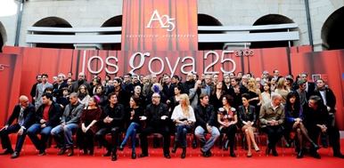 Foto de familia de los nominados a los Goya 2011