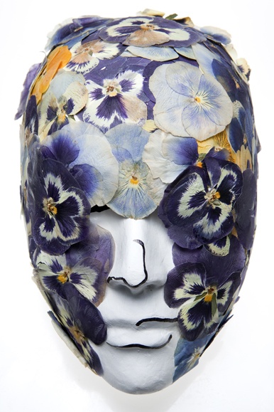 Máscara de Miguel Bosé, a subasta en ebay