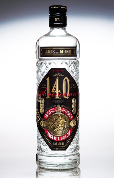 La botella edición especial 140 Aniversario de Anís del Mono
