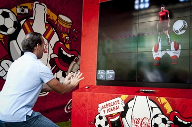 Coca-Cola lleva el fútbol a la Gran Vía