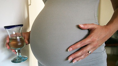 El Ministerio de Sanidad quiere prevenir a las embarazadas del peligro del consumo de alcohol