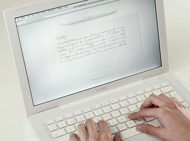 Escribiendo un e-mail a mano