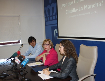 Firma de acuerdo entre Minube.com y gobierno de Castilla La Mancha