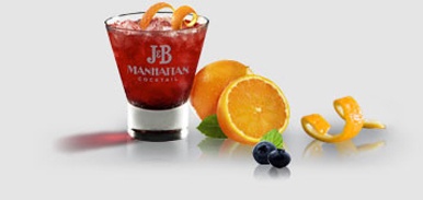 J&B Manhattan Cocktail listo para servir