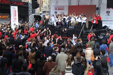 Más de 8.000 personas bailaron por San Valentín