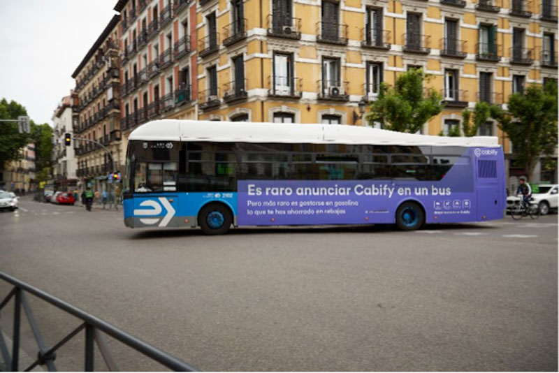 Cabify conciencia sobre el uso del coche particular desde el autobús