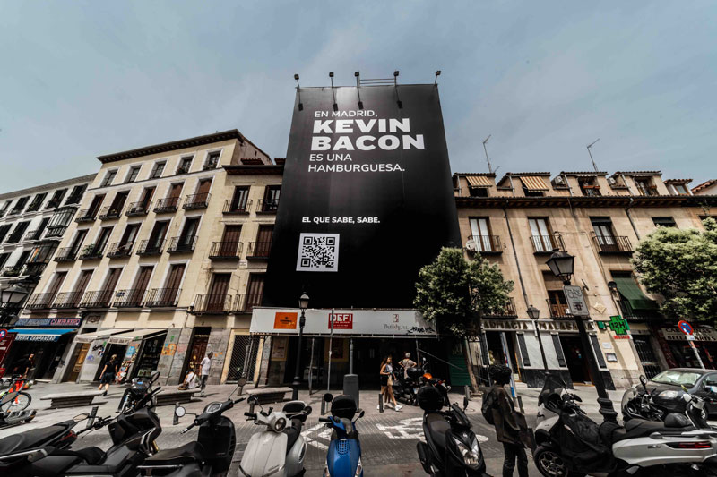 En España Kevin Bacon es una hamburguesa