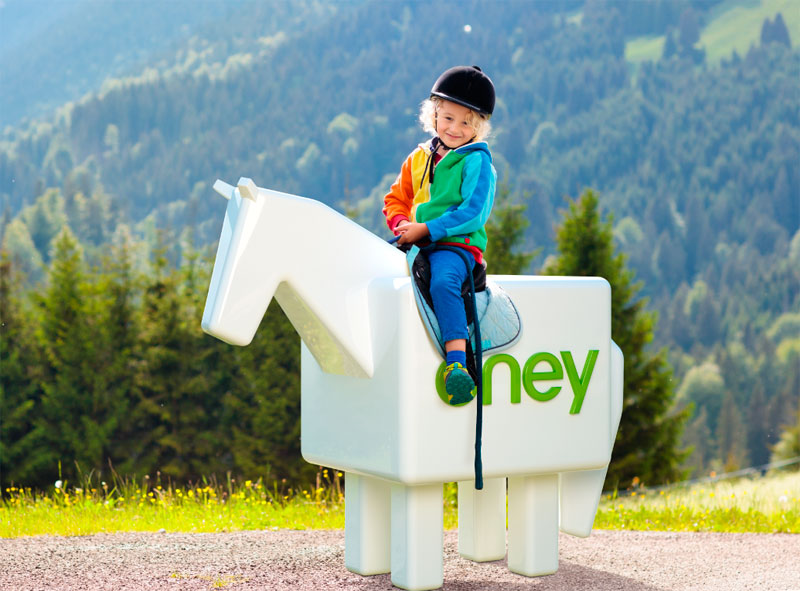 PINK lanza la nueva campaña  del grupo financiero Oney