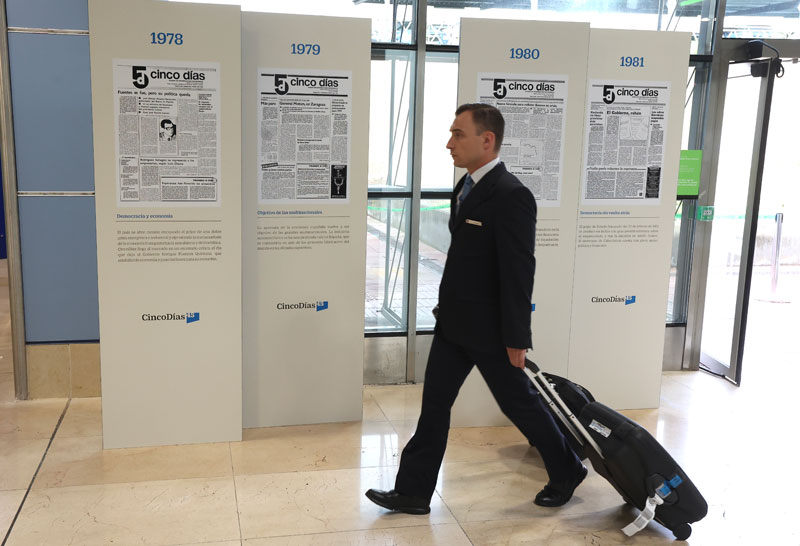 Exposición sobre nuestra historia económica en el aeropuerto
