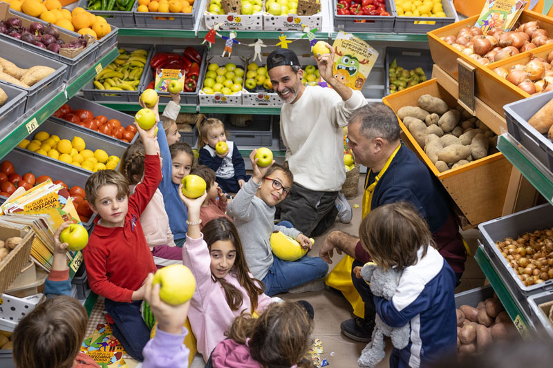 Serviceplan y Val Venosta dan 'clases en la frutería'