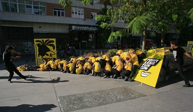 Crazy Contortionists y Trident Senses se divierten en Madrid Crazy Contortionists y Trident Senses se divierten en Madrid