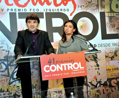 Sergi Nebot y Gloria Plaza durante la entrega de los Premios Control 2010