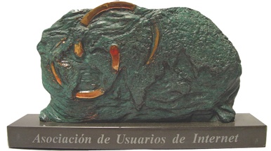 Estatuilla de los Premios de Internet