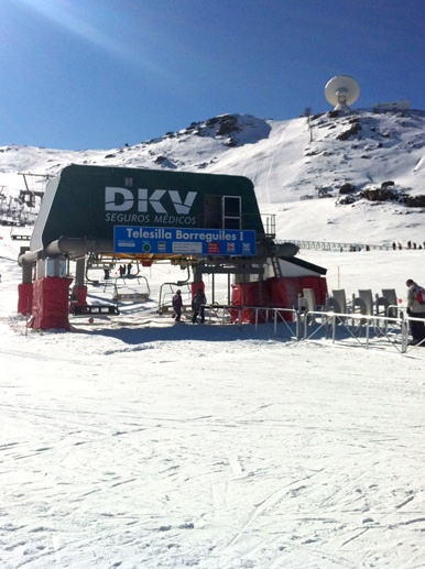 DKV patrocina la estación de esquí de Sierra Nevada