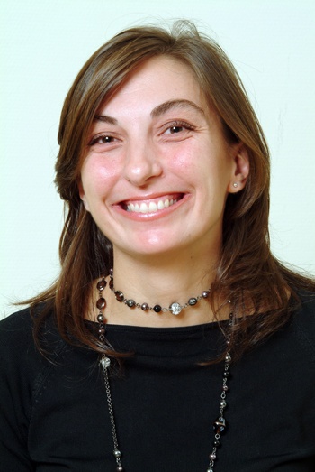 Gloria Porrasdirectora de servicios al cliente de InteractiveYmedia