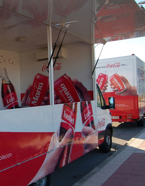 Coca-Cola recorre España en caravana