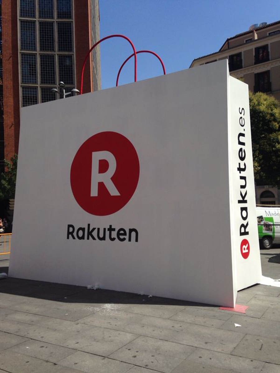 Rakuten saca el comercio electrónico a la calle