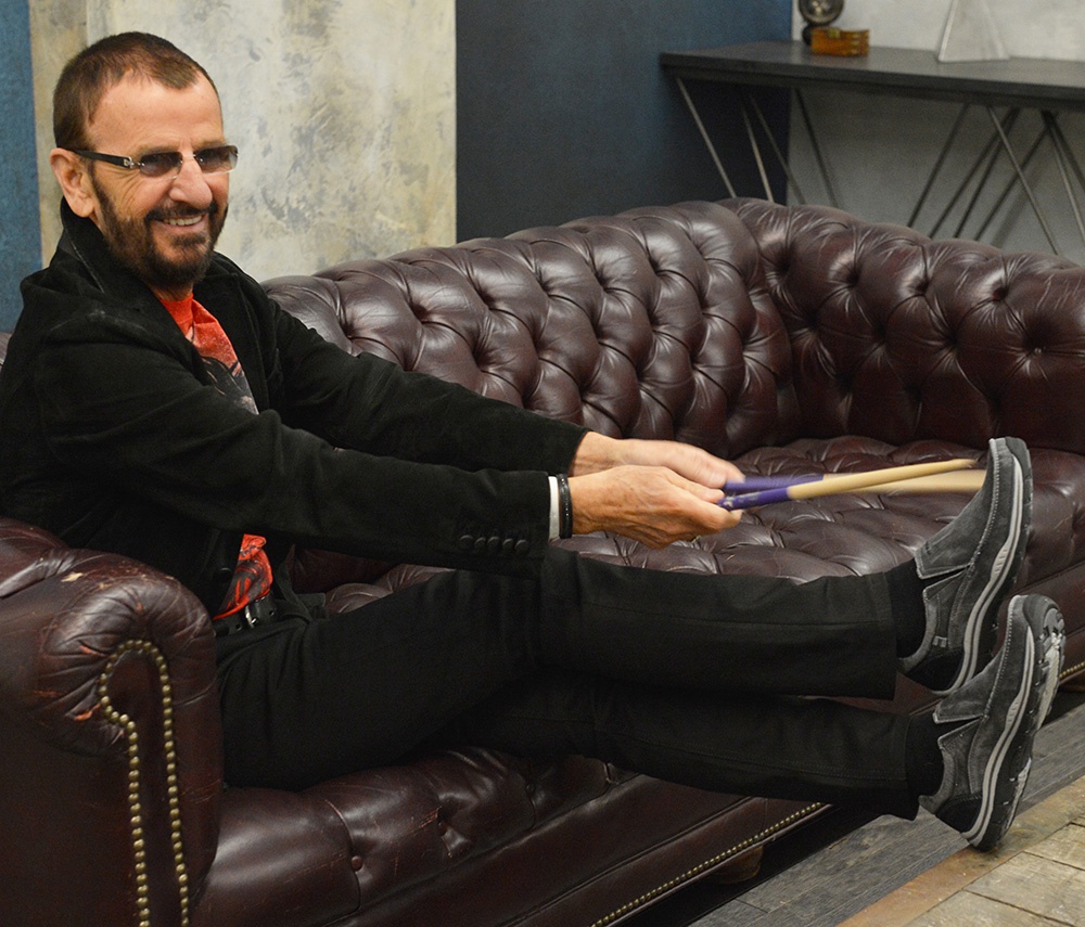 Ringo Starr calza Skechers