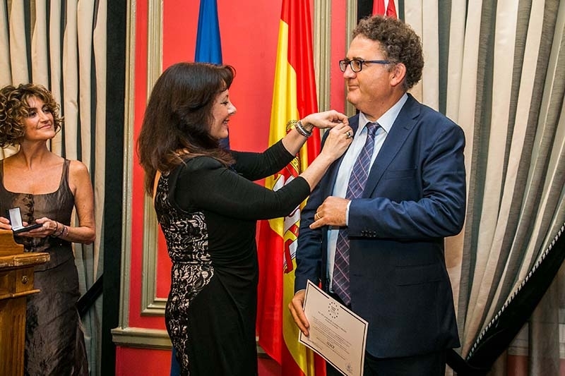 La AEACP recibe la medalla europea al mérito en el trabajo