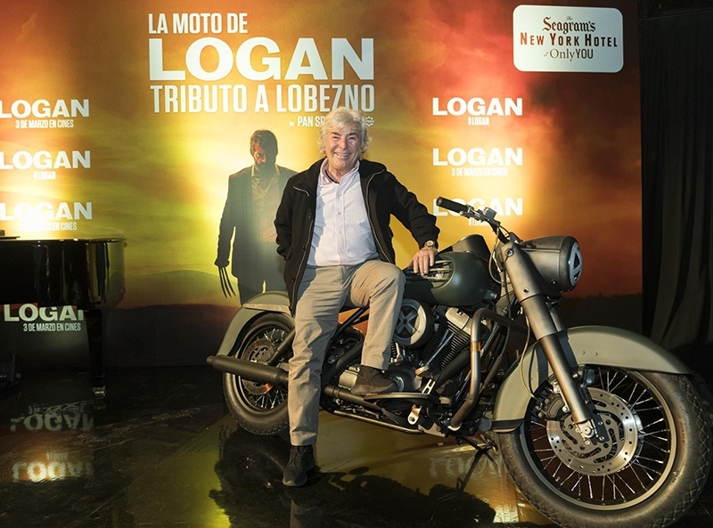 Presentación de la moto de Logan como 'tributo a Lobezno'