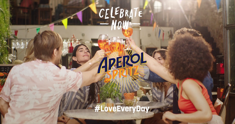 'Celebrate Now', la nueva campaña de Aperol Spritz