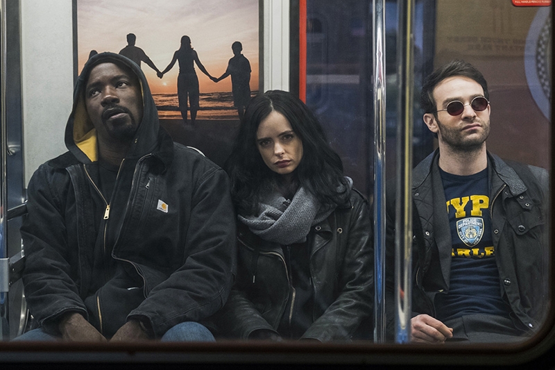 Netflix protesta contra el despatarre masculino en el metro