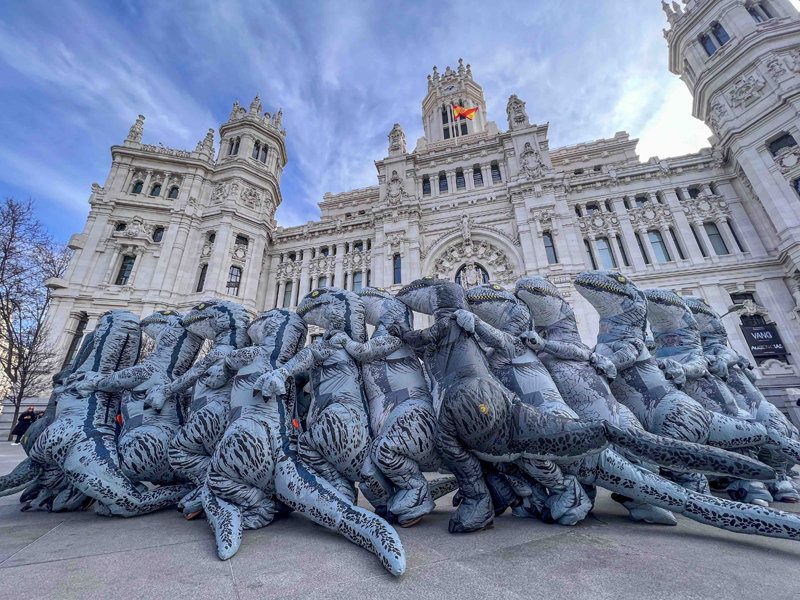 Ya sabemos quién está detrás de la marcha de dinosaurios en Madrid