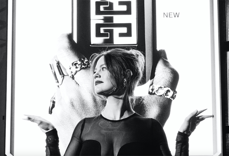 Givenchy presenta su nueva fragancia Gentleman Society