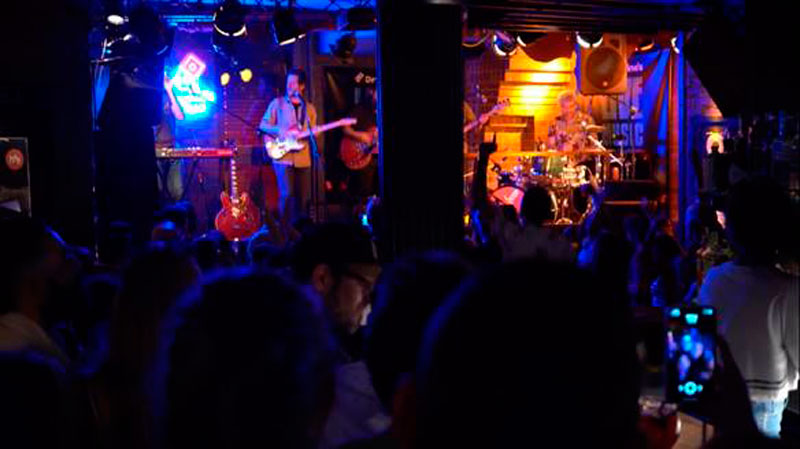 Domino´s Live Music llena la sala Moe Club de Madrid