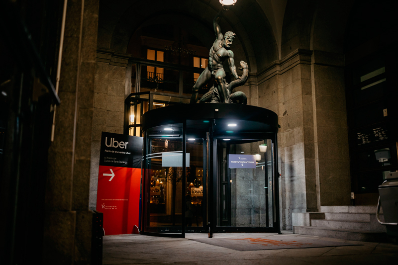 Uber se convierte en partner de movilidad del Teatro Real