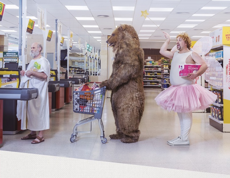 Sentido del humor para posicionar a Supermercados Ahorramas