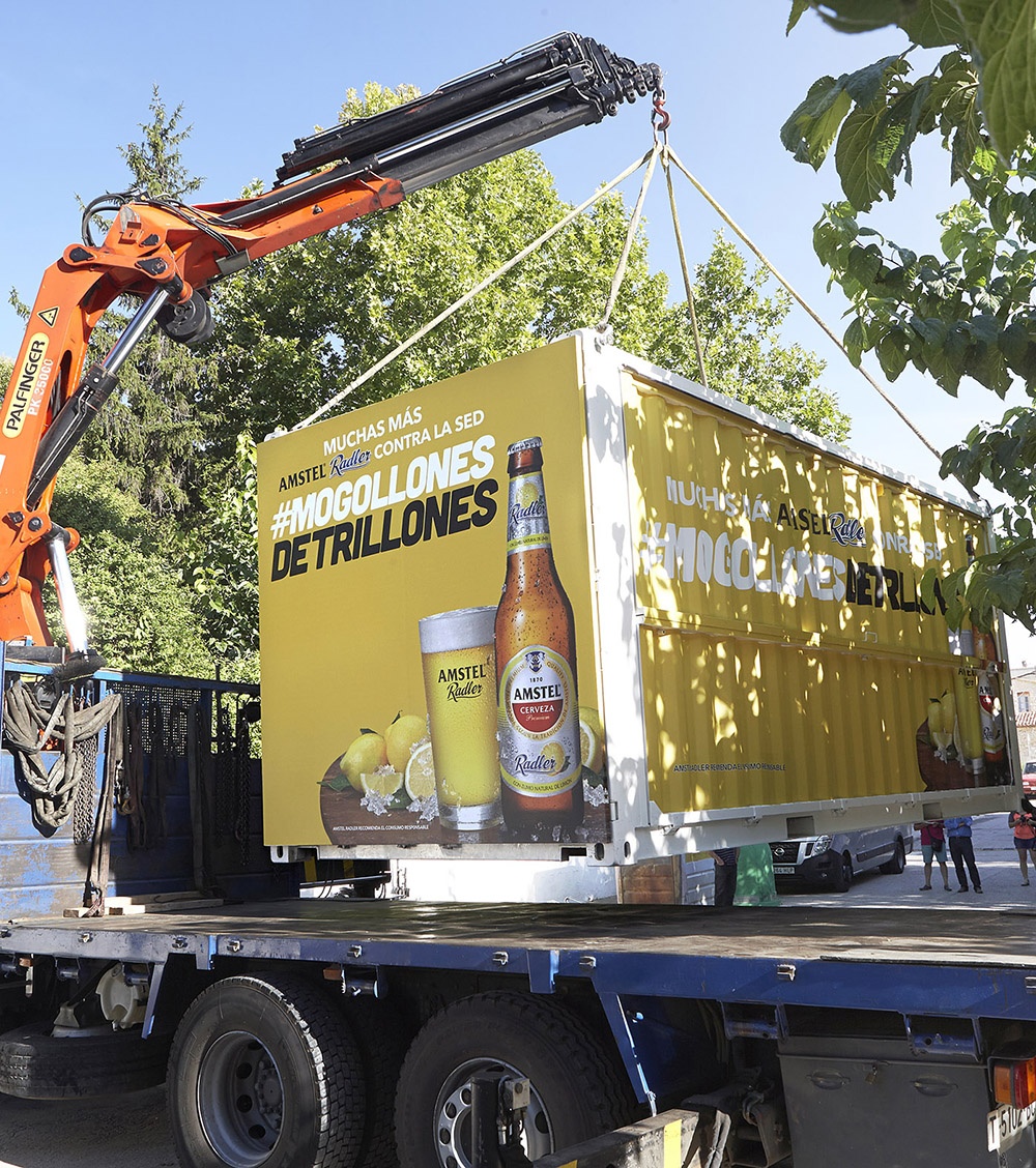 600 litros de Amstel para el pueblo más sediento