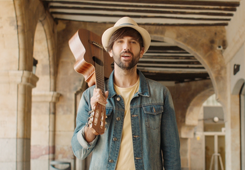 #salalacalle, videoclip colaborativo de Amstel Radler