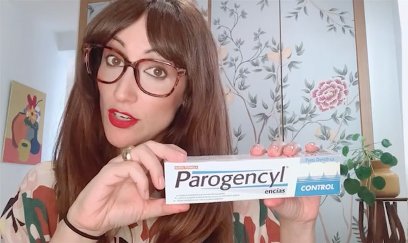 Ana Morgade protagoniza la campaña "Vivir sangrando"