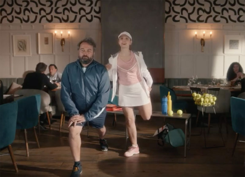 La nueva campaña de Ballantine´s Light sigue apostando por el humor