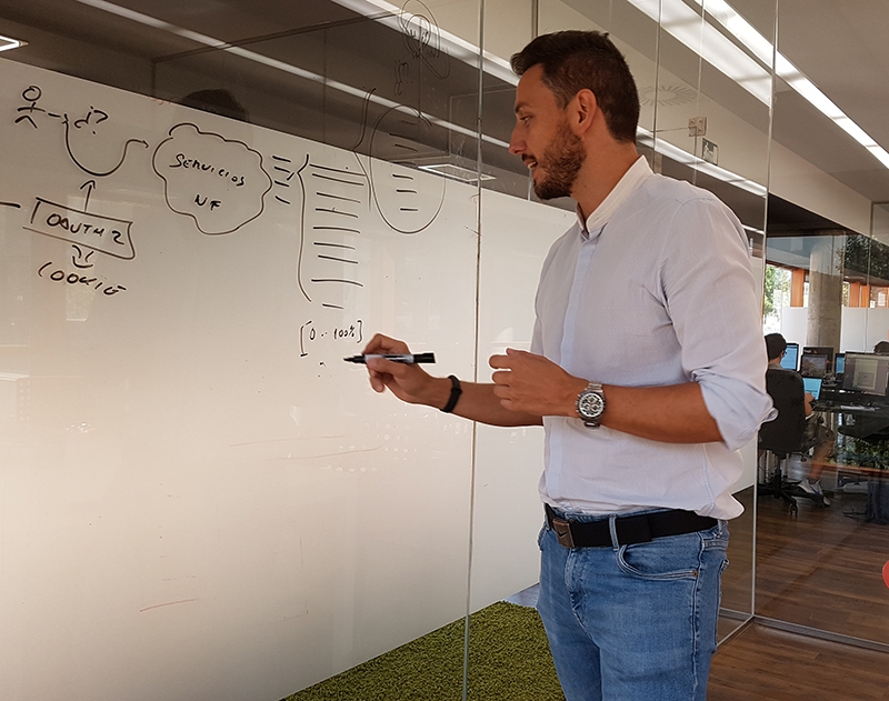 Nacho Larriba se incorpora a Apache como CDO
