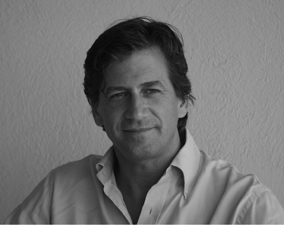 RK ficha nuevo director para Argentina