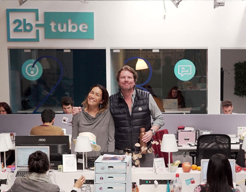 2btube produce una miniserie para Youtube Originals y un largo