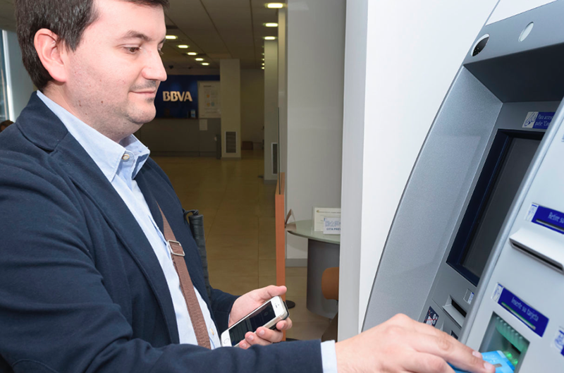 App de BBVA para que los ciegos puedan operar en cajeros