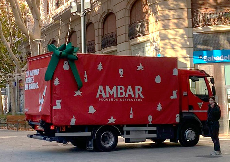 Street Marketing de Cervezas Ambar en pleno centro de Zaragoza