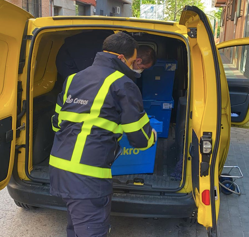 Correos colabora con la iniciativa "Chefs for Spain" de José Andrés