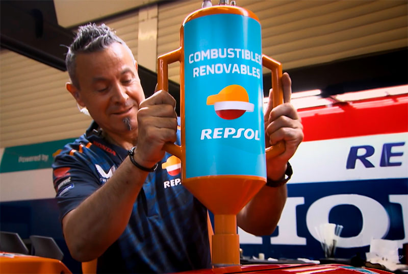 Repsol lanza la campaña "Tú vas por delante"