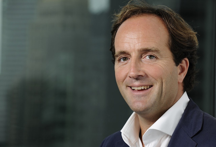 David Jones deja Havas