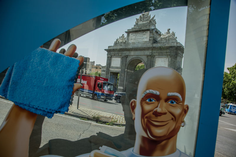 Don Limpio toma las calles de Madrid
