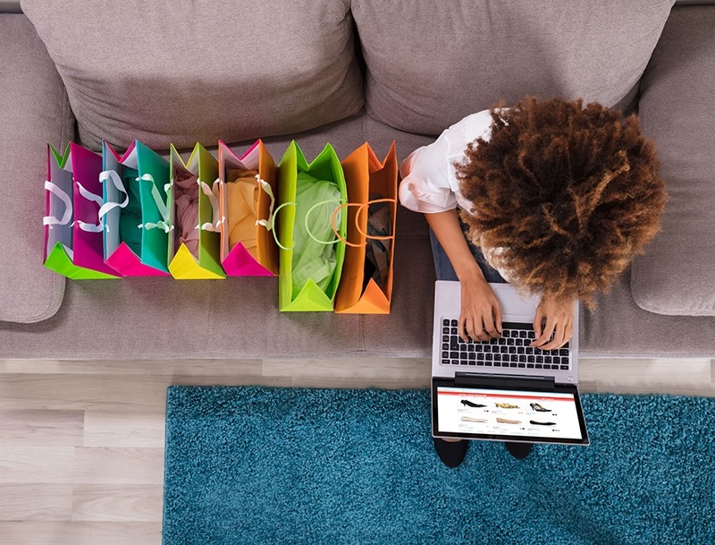 1 de cada 3 españoles decide compras influido por las redes