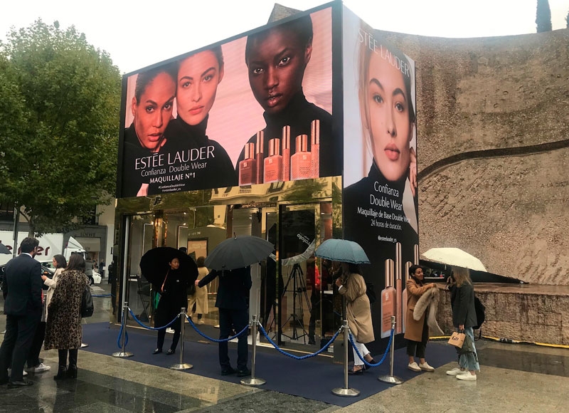 Pop up tecnológico para descubrir tu maquillaje Estée Lauder