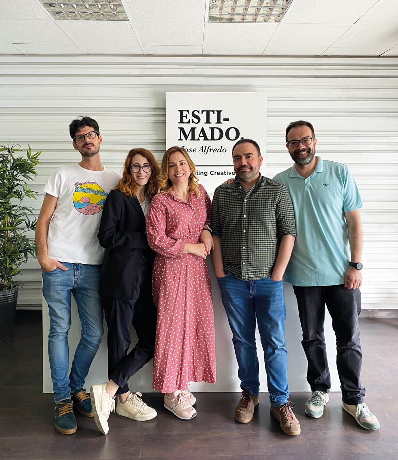 Estimado Jose Alfredo refuerza su equipo creativo
