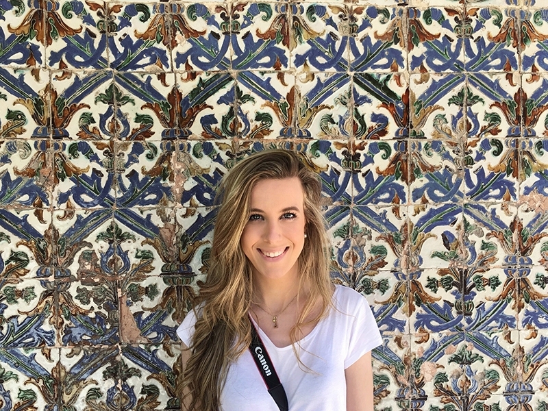 Ángela Balbás gana la IV Edición de #yonotengoabuela