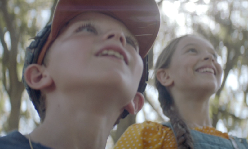 Fenistil quiere que los niños disfruten de su infancia